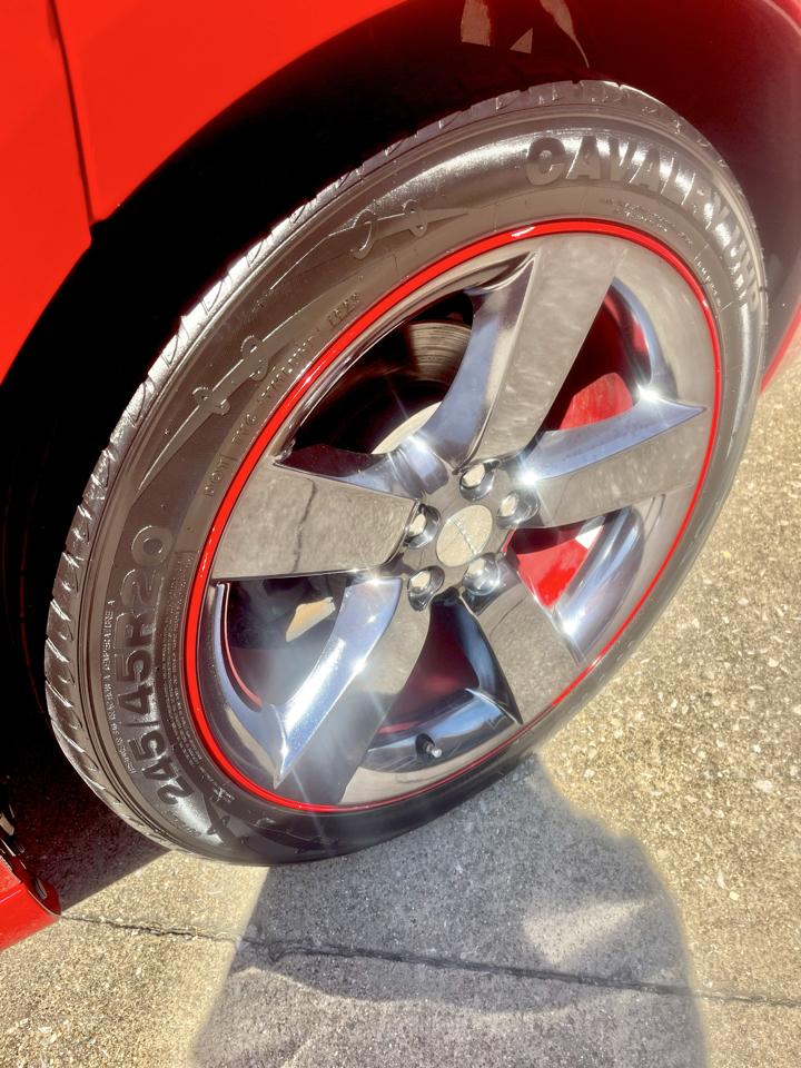 Dodge Charger 4dr Sdn SXT RWD 2014