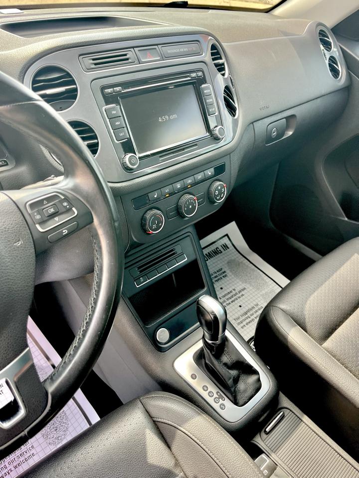 Volkswagen Tiguan 2WD 4dr Auto R-Line 2015