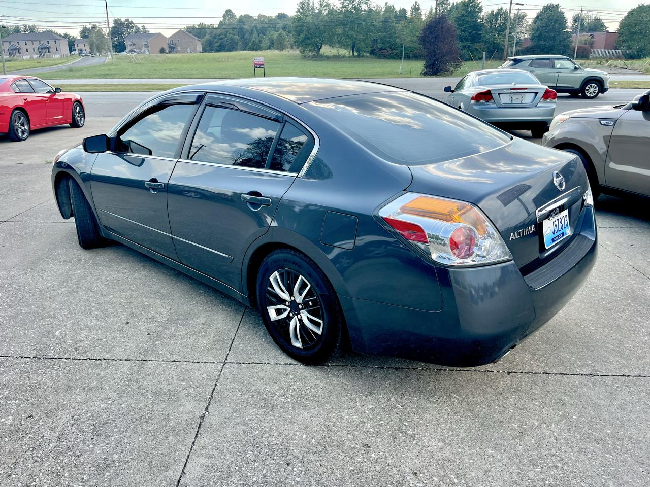 Nissan Altima 4dr Sdn I4 CVT 2.5 S 2012
