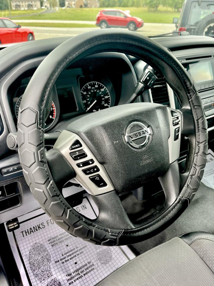 Nissan Titan 4x4 King Cab S 2017