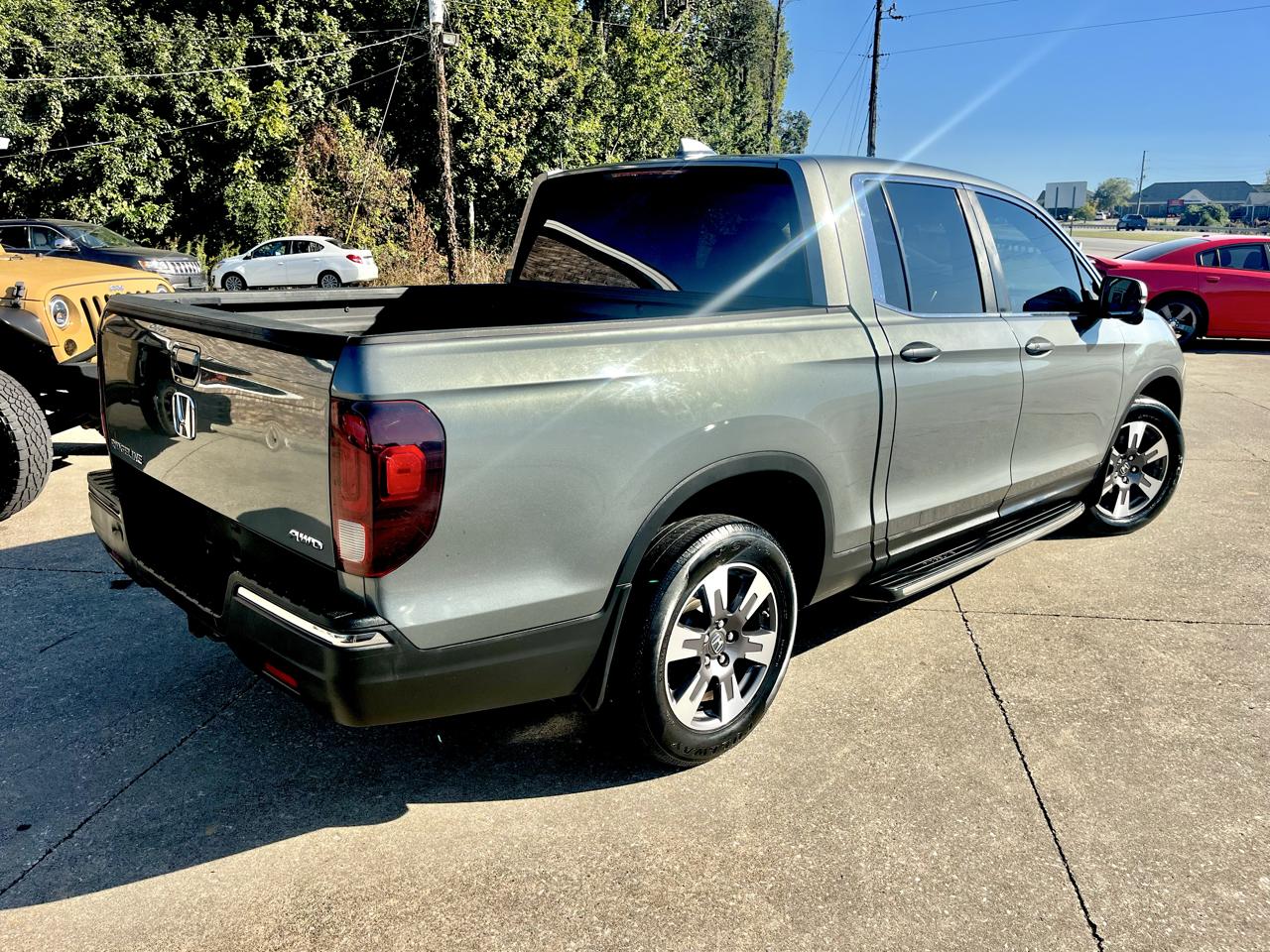 Honda Ridgeline RTL-T 4x4 Crew Cab 5.3' Bed 2017