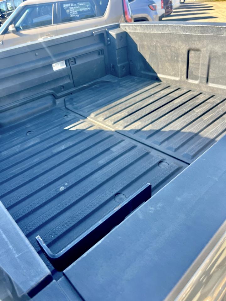 Honda Ridgeline RTL-T 4x4 Crew Cab 5.3' Bed 2017