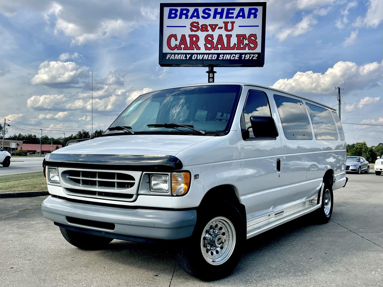 Ford Club Wagon Super 138" WB XLT 1998