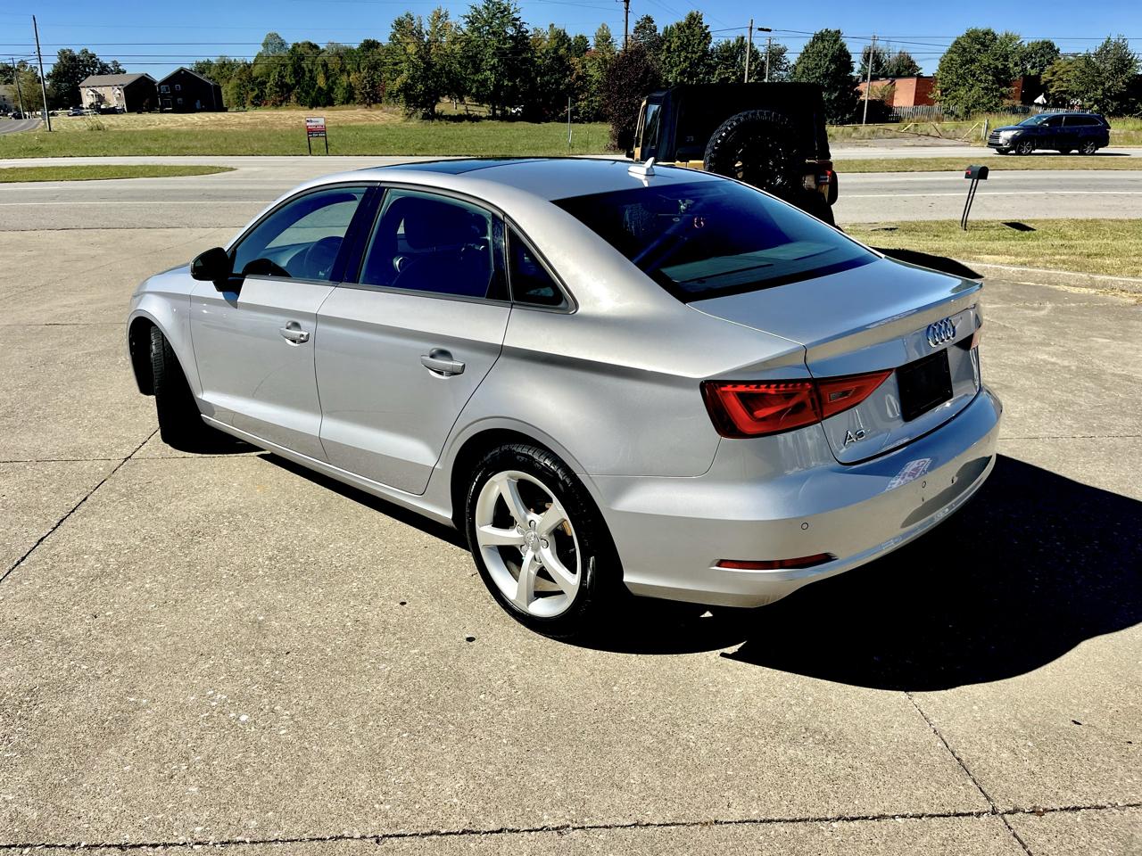 Audi A3 4dr Sdn FWD 1.8T Premium 2016