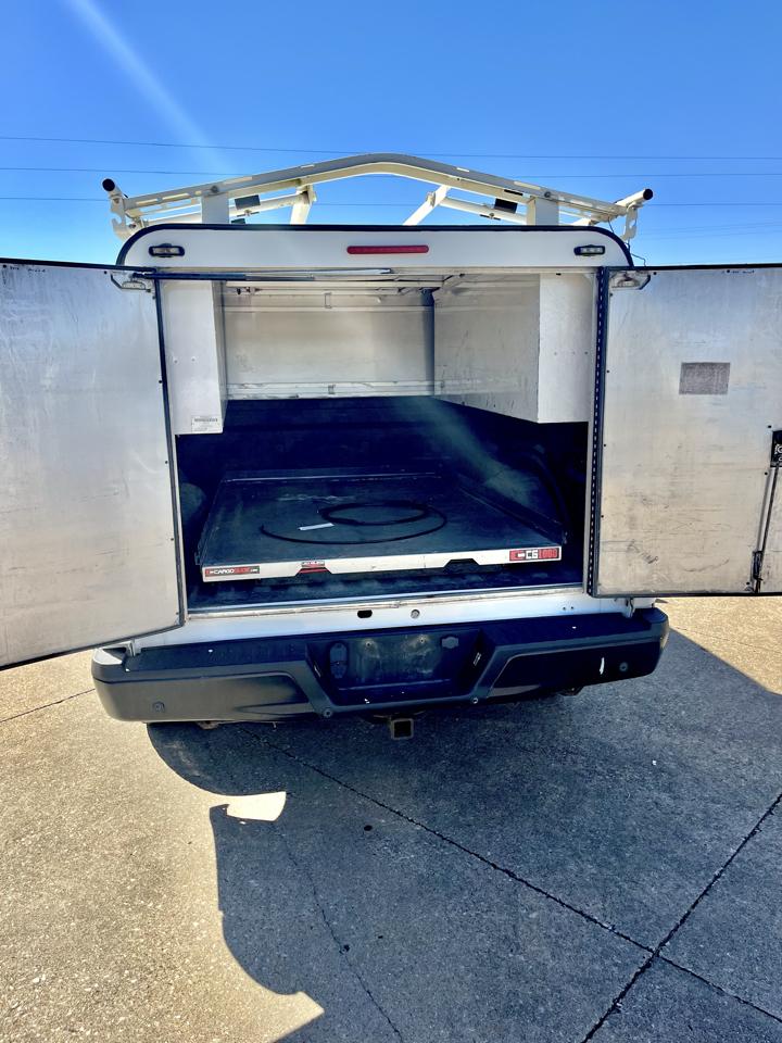 Ford F-150 4WD Reg Cab 141" XLT 2015