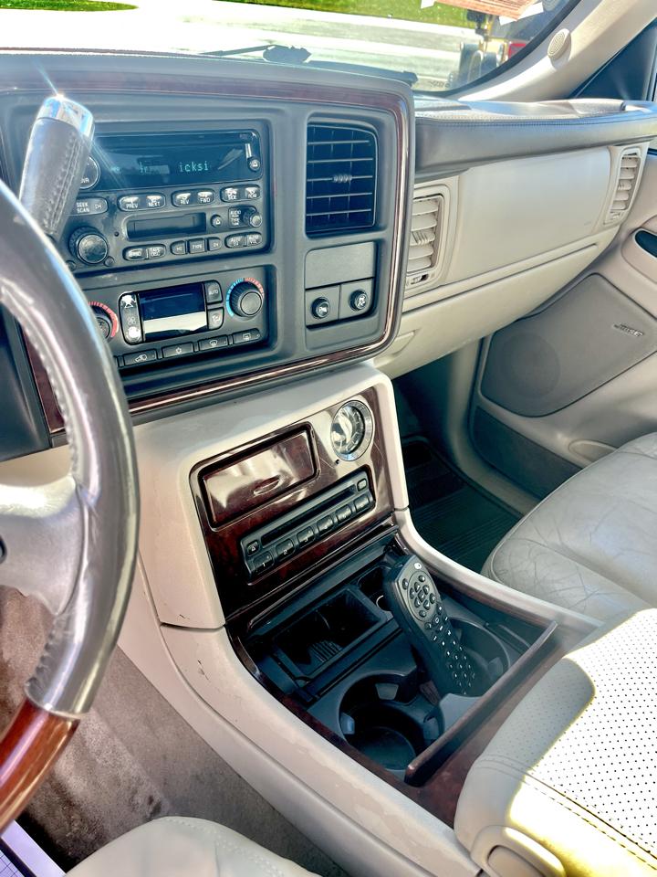 Cadillac Escalade ESV 4dr AWD 2006