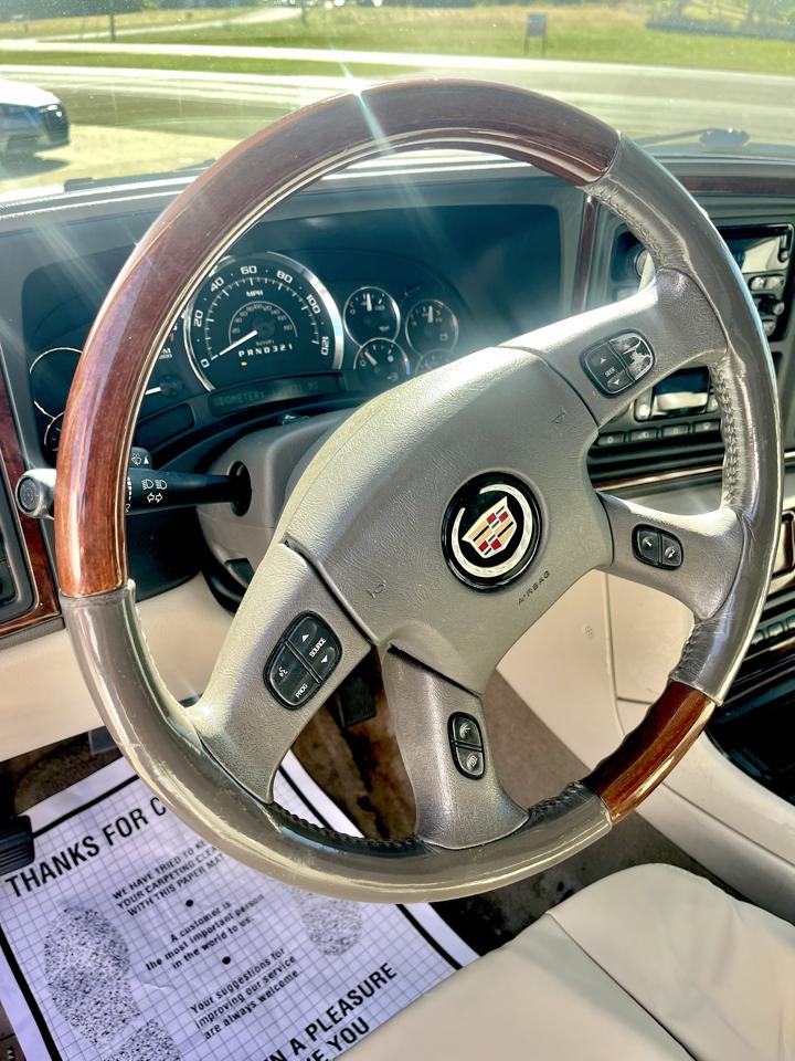 Cadillac Escalade ESV 4dr AWD 2006