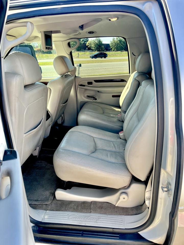 Cadillac Escalade ESV 4dr AWD 2006