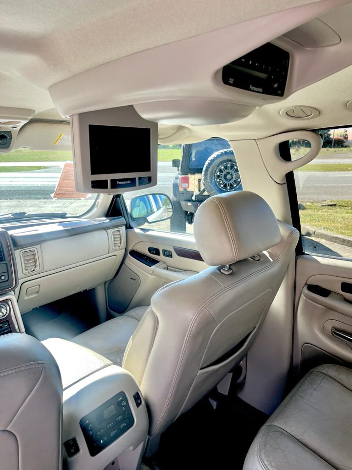 Cadillac Escalade ESV 4dr AWD 2006