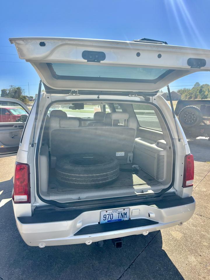 Cadillac Escalade ESV 4dr AWD 2006