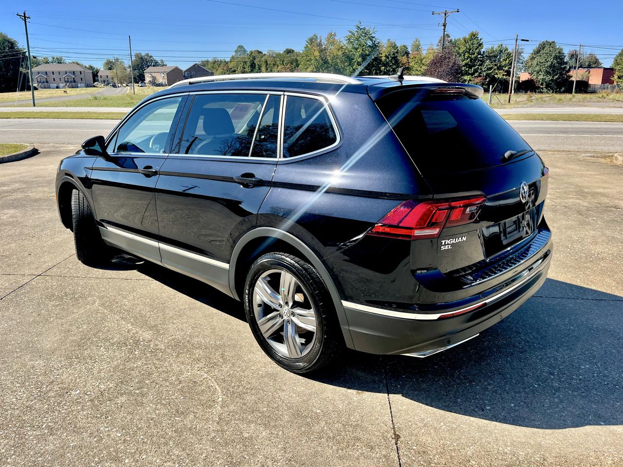 Volkswagen Tiguan 2.0T SE R-Line Black FWD 2020