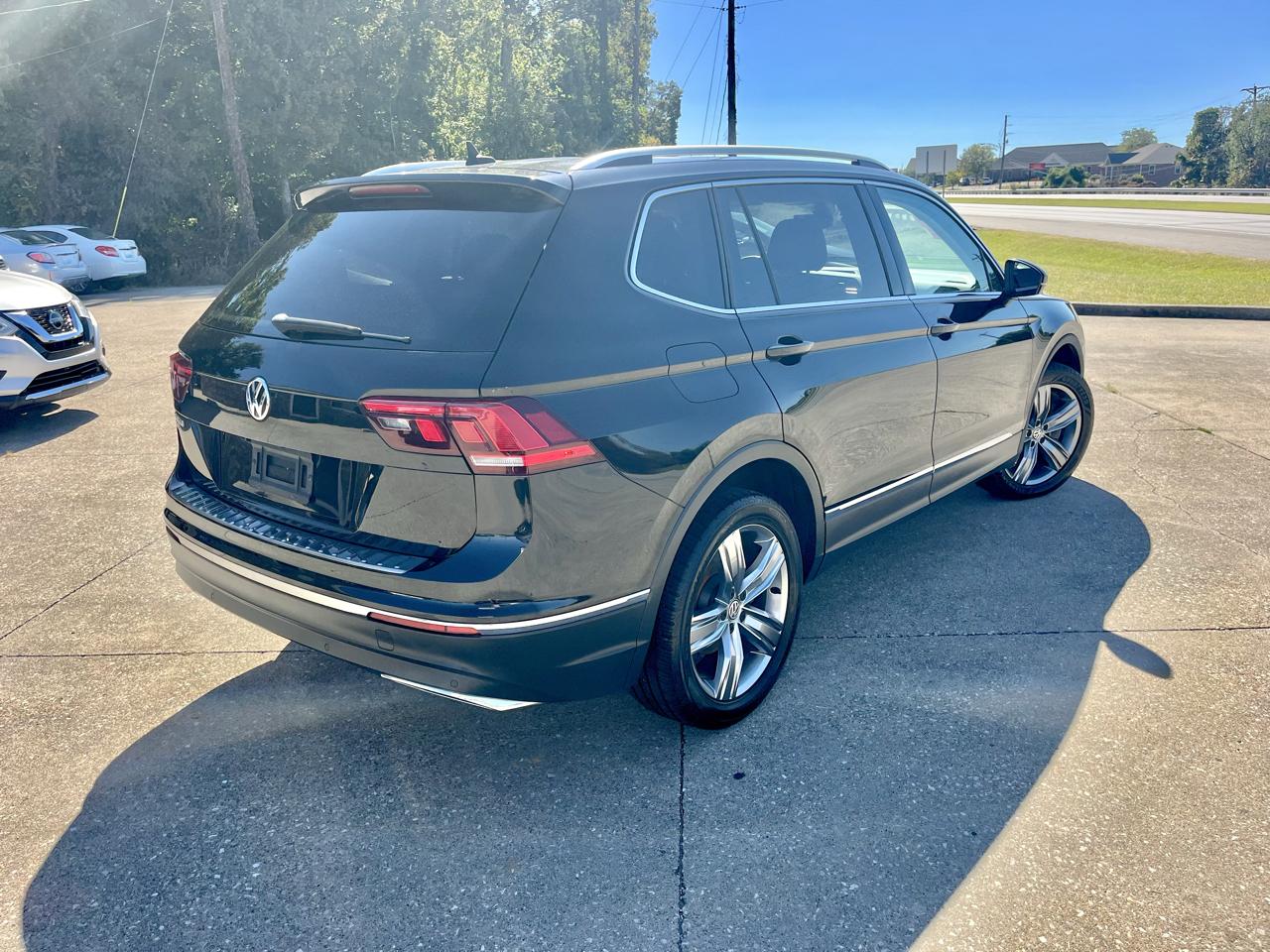 Volkswagen Tiguan 2.0T SE R-Line Black FWD 2020