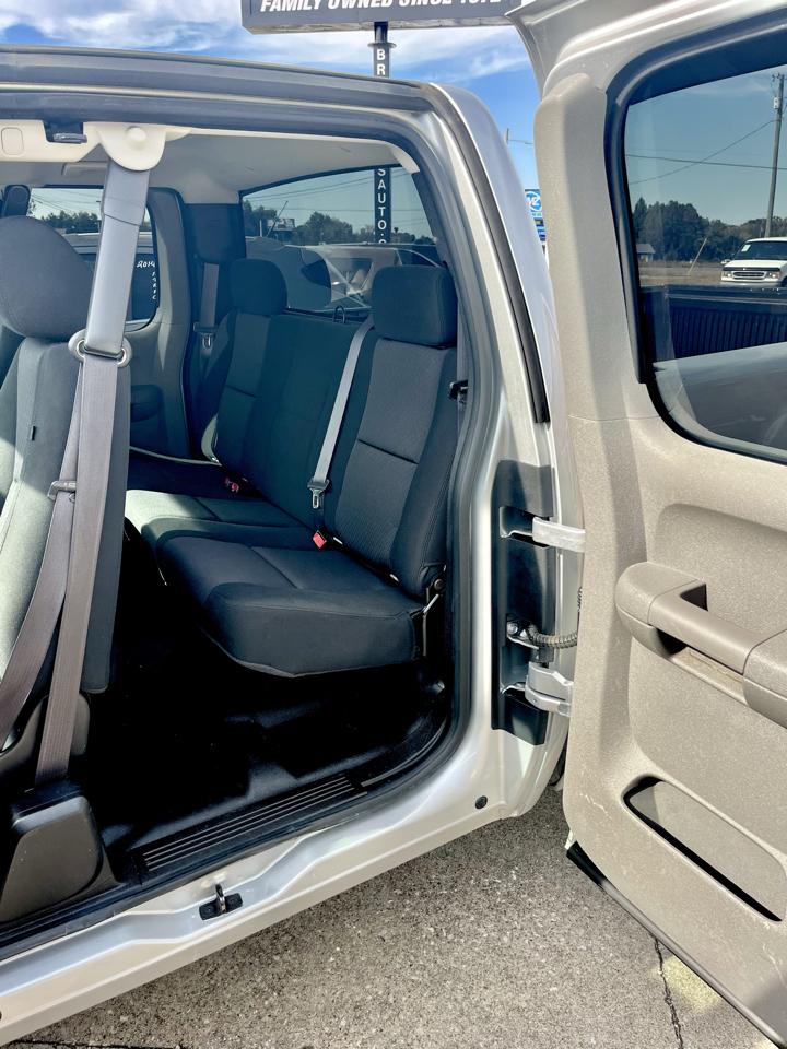Chevrolet Silverado 1500 2WD Ext Cab 143.5" Work Truck 2012