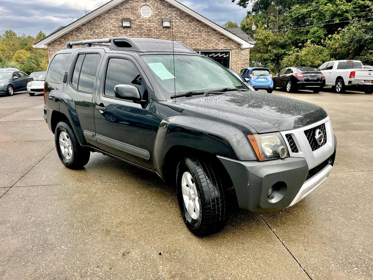 Nissan Xterra 4WD 4dr Auto S 2012