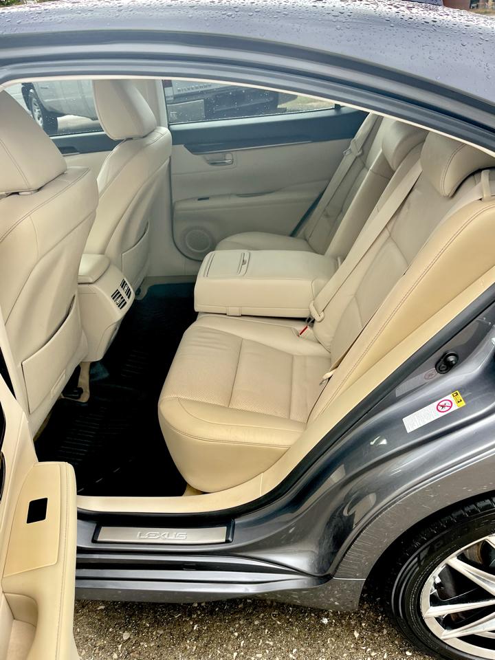 Lexus ES 350 4dr Sdn 2013