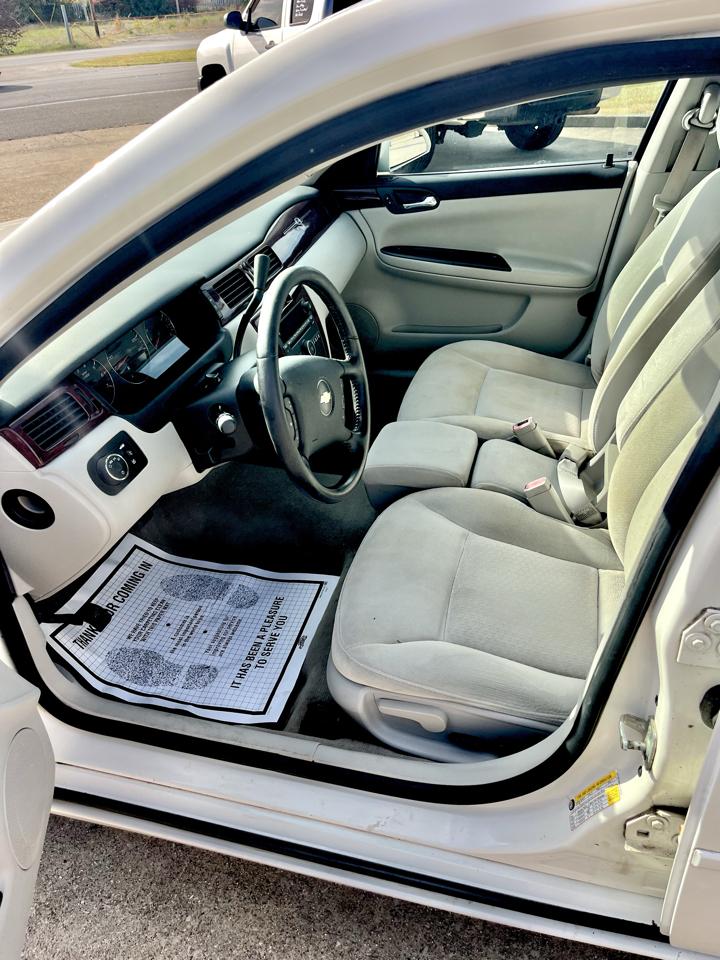 Chevrolet Impala 4dr Sdn 3.5L LT 2007