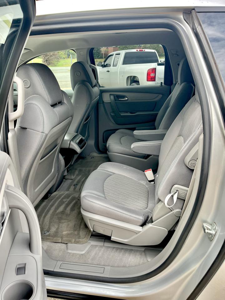 Chevrolet Traverse FWD 4dr LT w/2LT 2017
