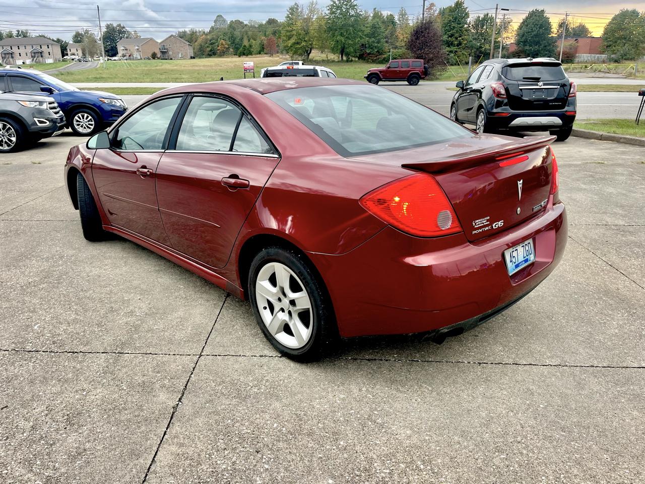 Pontiac G6 4dr Sdn w/1SF 2010