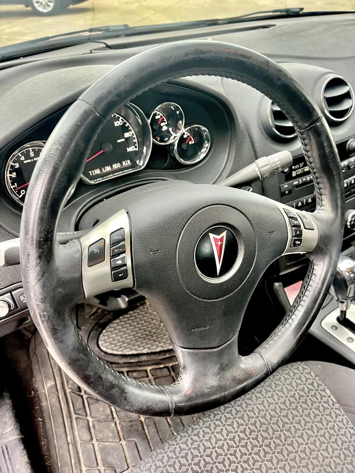 Pontiac G6 4dr Sdn w/1SF 2010