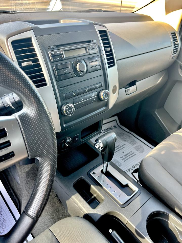 Nissan Xterra 4WD 4dr Auto S 2011