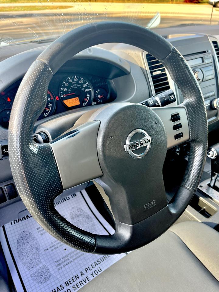 Nissan Xterra 4WD 4dr Auto S 2011