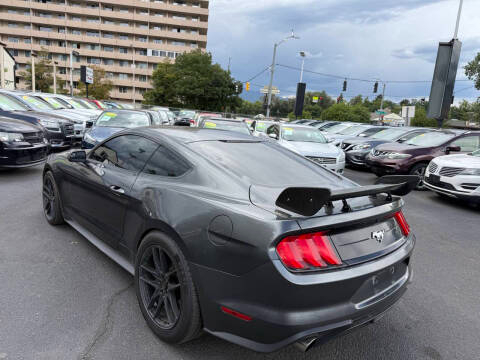 Ford Mustang EcoBoost Fastback 2018 Ford Mustang EcoBoost Fastback 2018