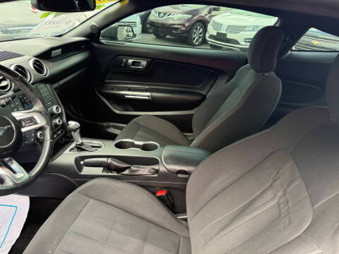 Ford Mustang EcoBoost Fastback 2018 Ford Mustang EcoBoost Fastback 2018