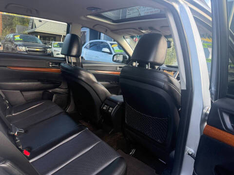 Subaru Outback 4dr Wgn H6 Auto 3.6R Limited 2013 Subaru Outback 4dr Wgn H6 Auto 3.6R Limited 2013
