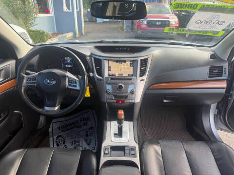 Subaru Outback 4dr Wgn H6 Auto 3.6R Limited 2013 Subaru Outback 4dr Wgn H6 Auto 3.6R Limited 2013
