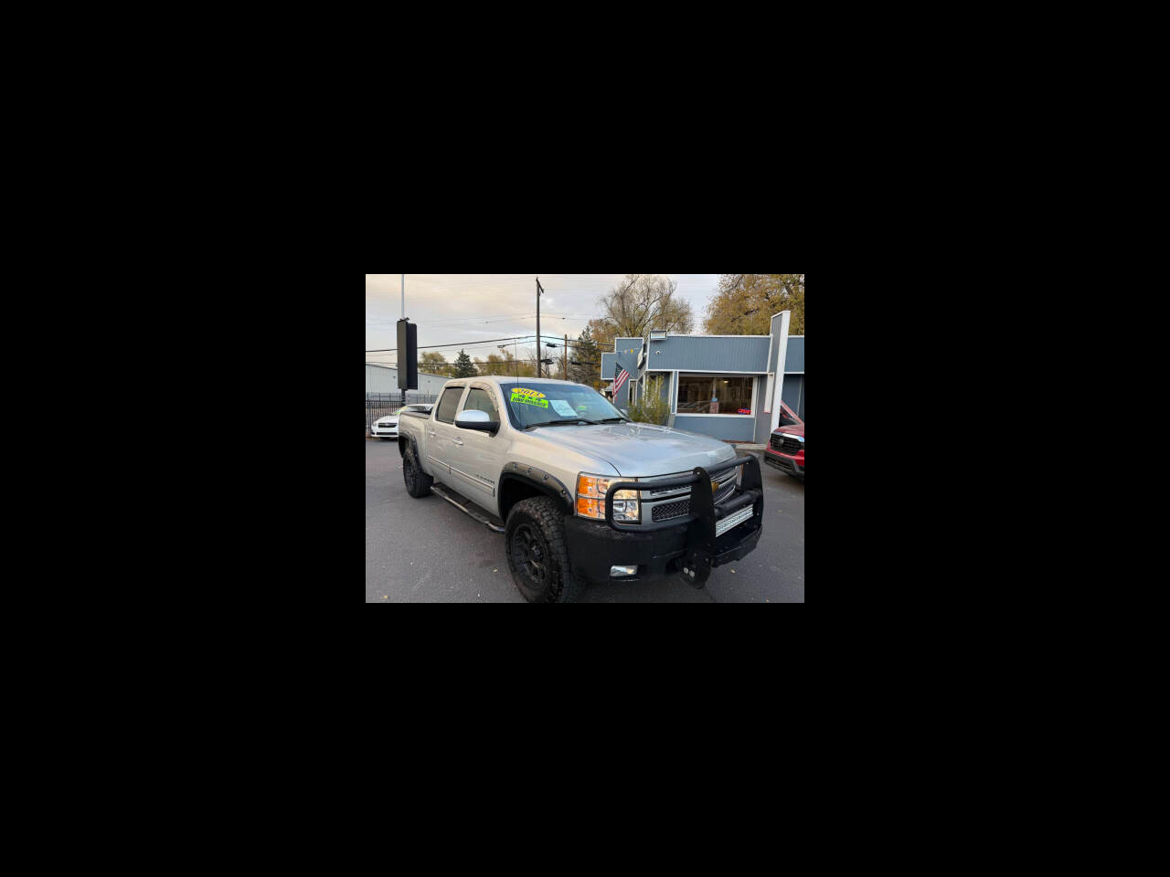2013 Chevrolet Silverado 1500 4WD Crew Cab 143.5" LTZ