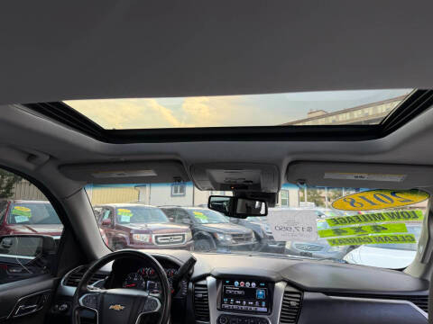 Chevrolet Tahoe 4WD 4dr LT 2018