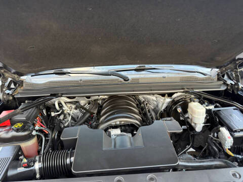 Chevrolet Tahoe 4WD 4dr LT 2018