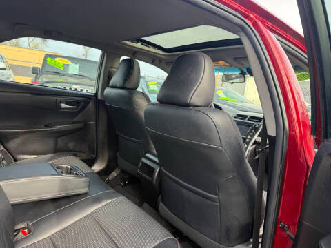 Toyota Camry Hybrid 4dr Sdn XLE (Natl) 2015