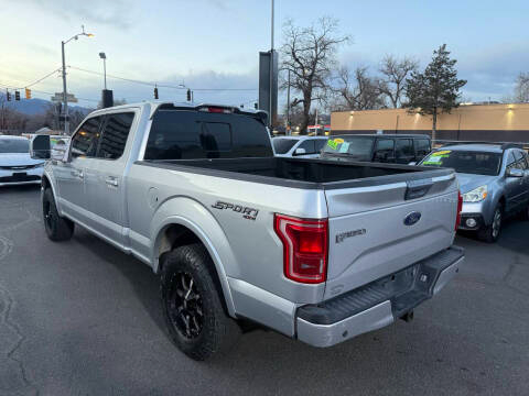 Ford F-150 4WD SuperCrew 157" Lariat w/HD Payload Pkg 2015