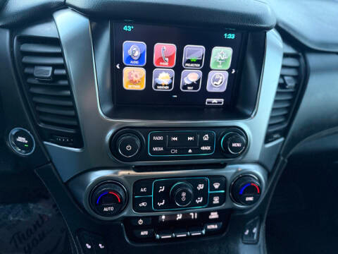 Chevrolet Tahoe 4WD 4dr LT 2017