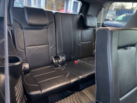 Chevrolet Tahoe 4WD 4dr LT 2017