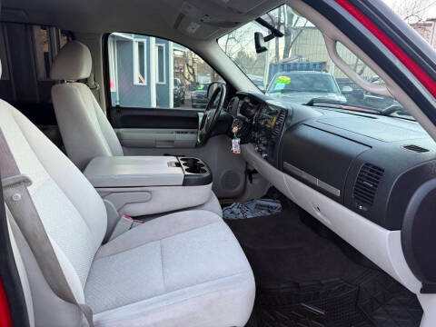 Chevrolet Silverado 1500 4WD Crew Cab 143.5" LT w/1LT 2008