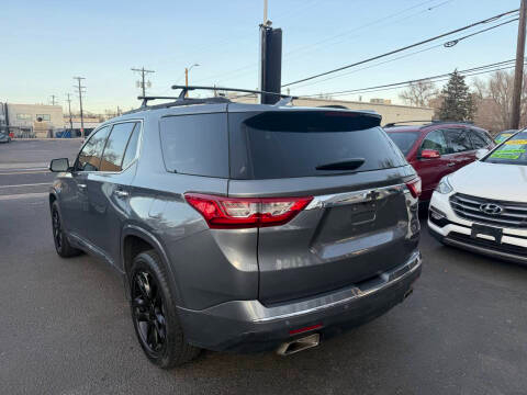 Chevrolet Traverse AWD 4dr High Country w/2LZ 2019