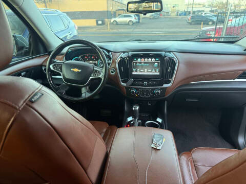 Chevrolet Traverse AWD 4dr High Country w/2LZ 2019