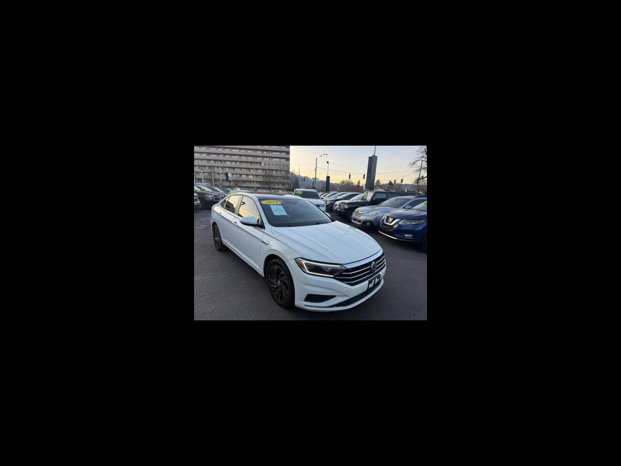 2019 Volkswagen Jetta SEL Premium's photo