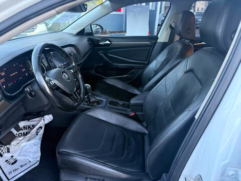 Volkswagen Jetta SEL Premium Auto w/CWP/ULEV 2019