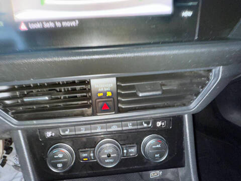 Volkswagen Jetta SEL Premium Auto w/CWP/ULEV 2019