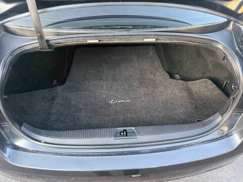 Lexus GS 350 4dr Sdn AWD 2010