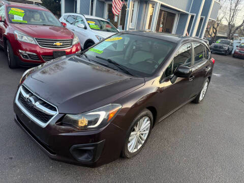 Subaru Impreza Wagon 5dr Auto 2.0i Premium 2013