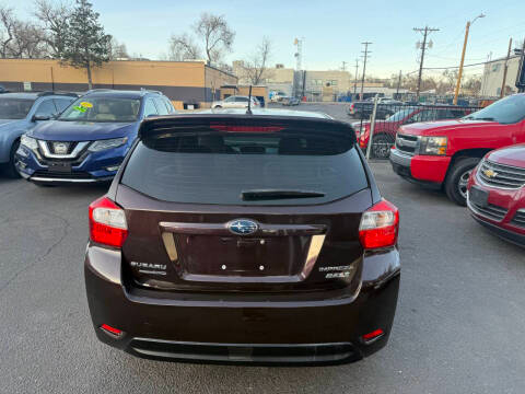 Subaru Impreza Wagon 5dr Auto 2.0i Premium 2013