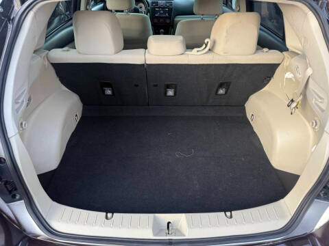 Subaru Impreza Wagon 5dr Auto 2.0i Premium 2013