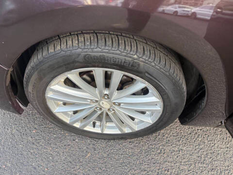 Subaru Impreza Wagon 5dr Auto 2.0i Premium 2013