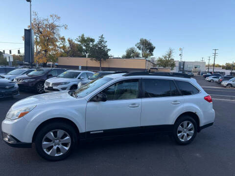 Subaru Outback 4dr Wgn H4 Auto 2.5i Premium 2012