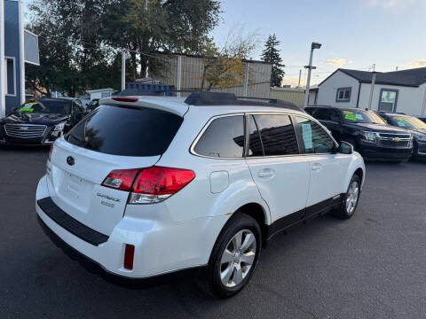 Subaru Outback 4dr Wgn H4 Auto 2.5i Premium 2012