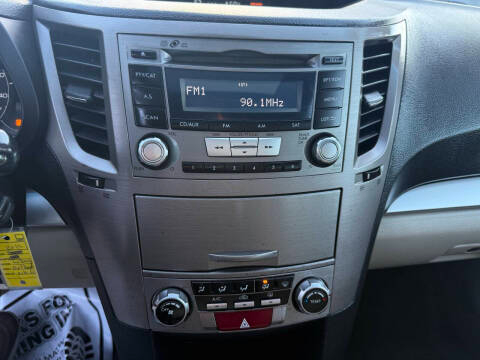 Subaru Outback 4dr Wgn H4 Auto 2.5i Premium 2012